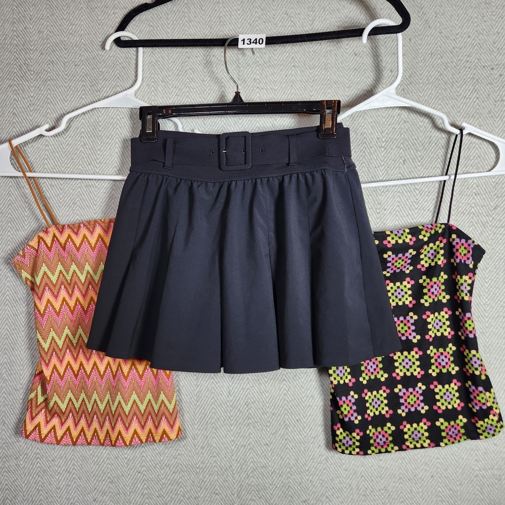 Rue21 Tops XS Black Mini Skirt With Shorts Under And Belt